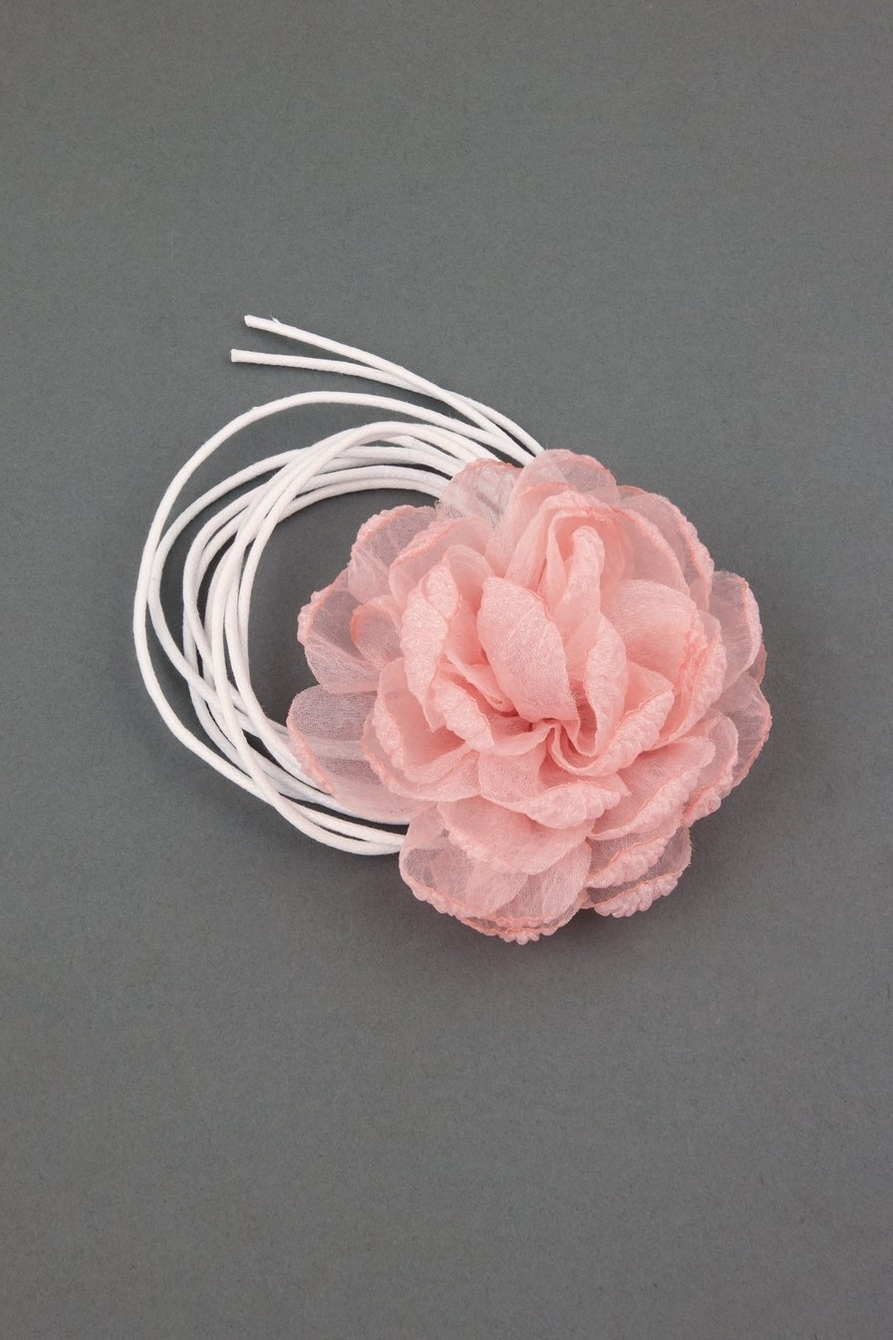 tulle rose choker